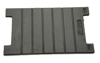 Grooved rubber sole plate